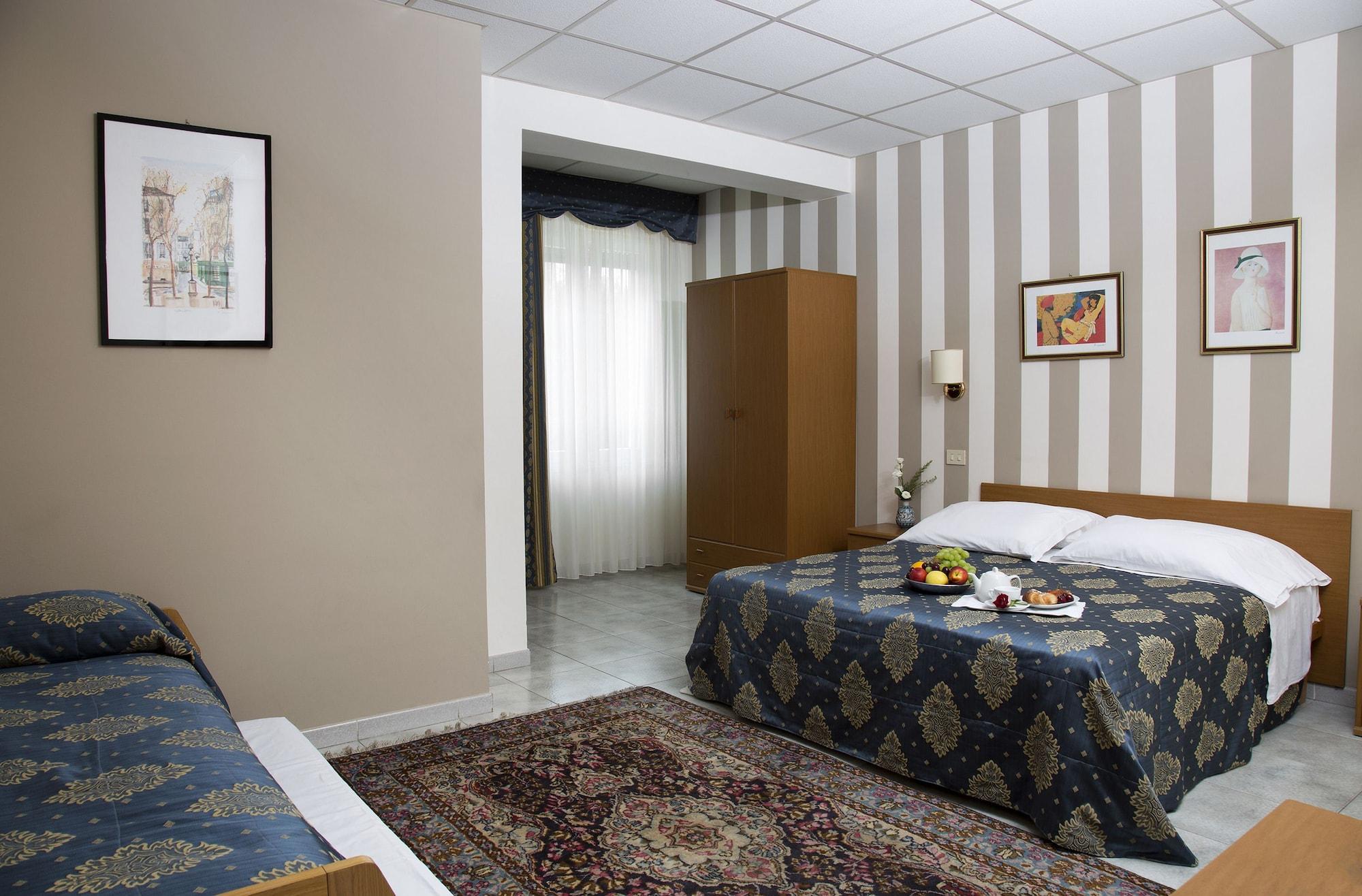 Hotel Redebora Torregrotta Eksteriør bilde