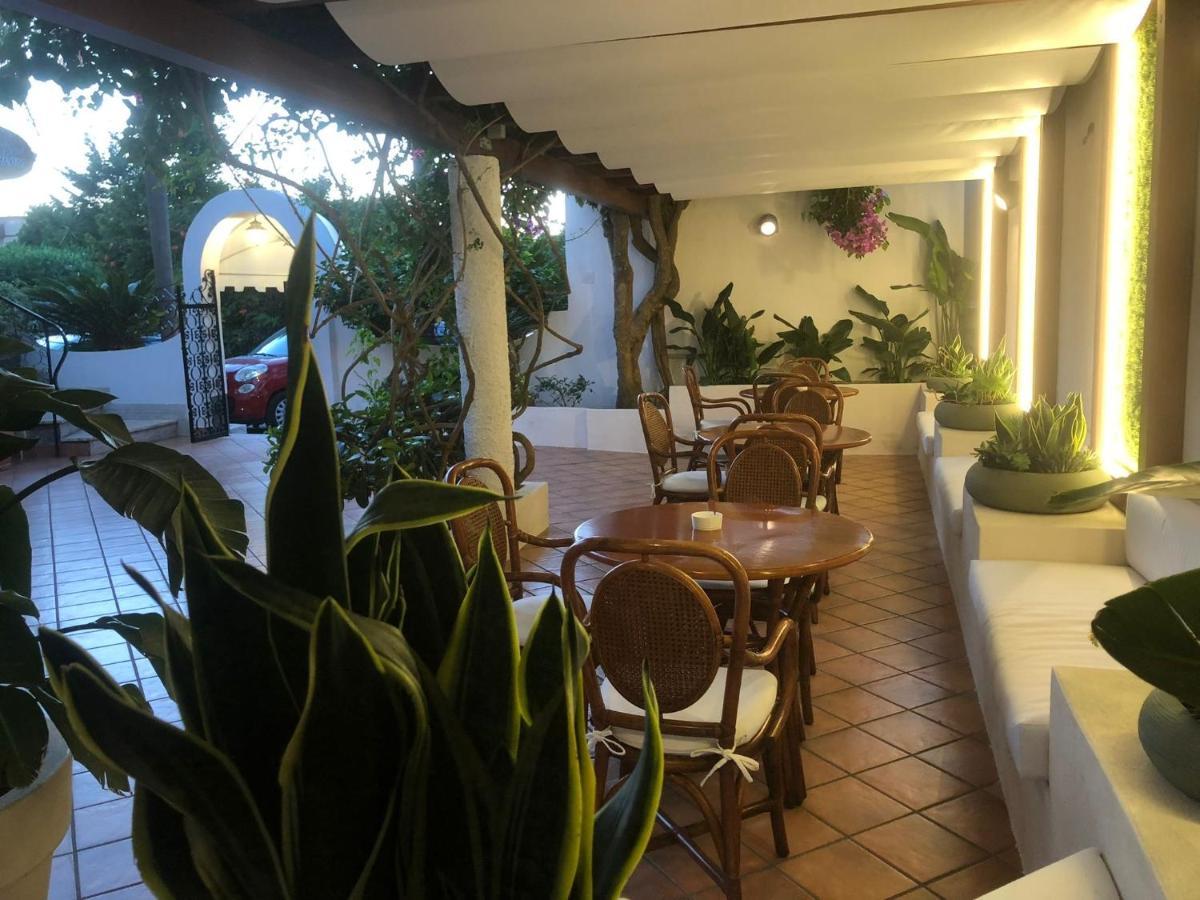Hotel Redebora Torregrotta Eksteriør bilde